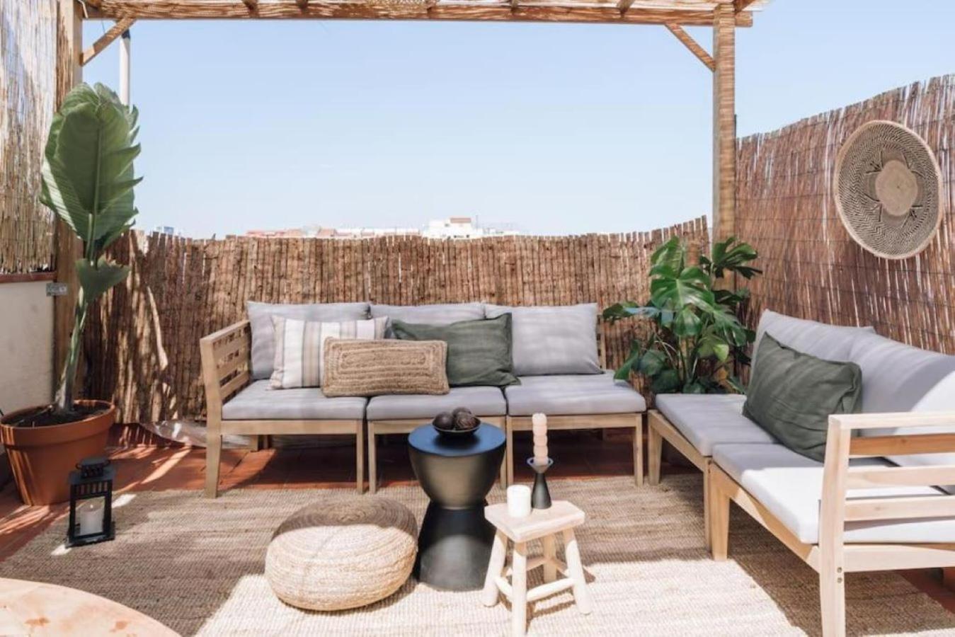 Апартаменты Bolia - 2 Bedroom And Terrace In Eixample Esquerra